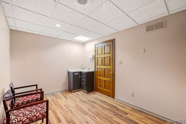 2290 Main Street, Buffalo, NY 14214