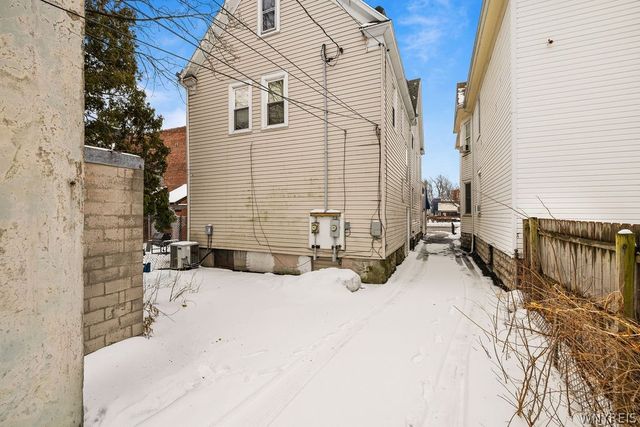 2290 Main Street, Buffalo, NY 14214