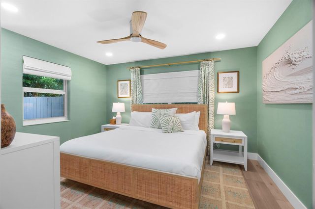7 Fayette Drive, Boynton Beach, FL 33435