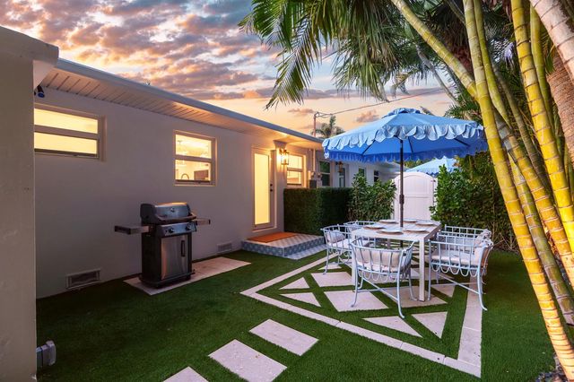 7 Fayette Drive, Boynton Beach, FL 33435