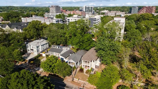 547 Parkway Drive NE, Atlanta, GA 30308