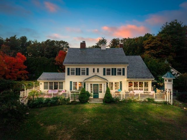 50 Chestnut St, Lynnfield, MA 01940
