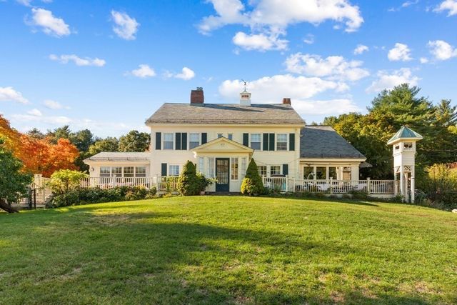 50 Chestnut St, Lynnfield, MA 01940