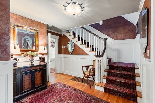 50 Chestnut St, Lynnfield, MA 01940
