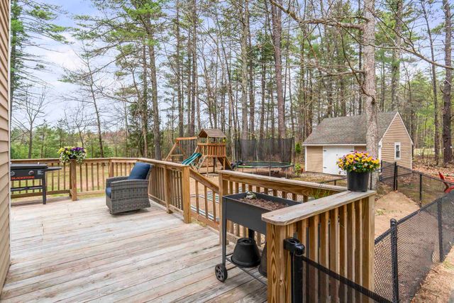 57 Newtown Plains Road, Lee, NH 03861