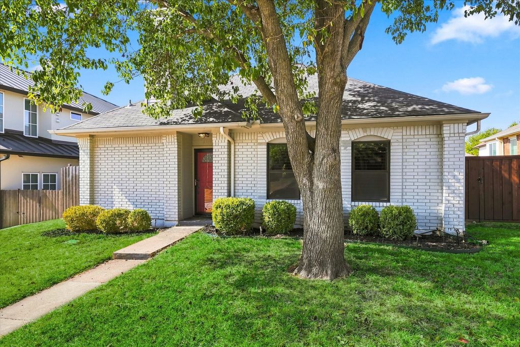 4311 Harvest Hill Road, Carrollton, TX 75010 — photo 2