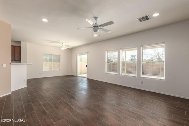 1041 W Sea Star Drive, Tucson, AZ 85704