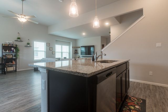 7106 Mistflower Meadow, Venus, TX 76084