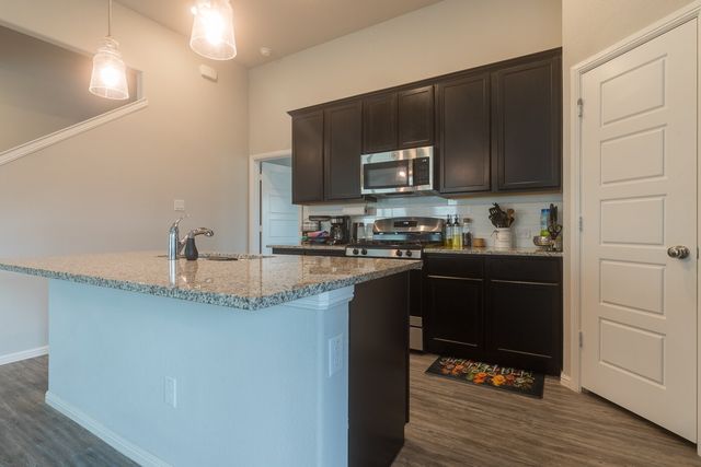 7106 Mistflower Meadow, Venus, TX 76084