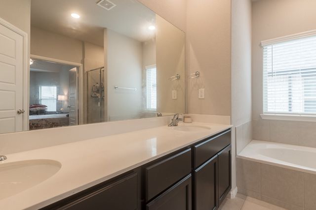 7106 Mistflower Meadow, Venus, TX 76084