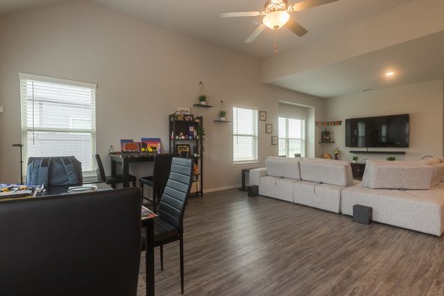 7106 Mistflower Meadow, Venus, TX 76084