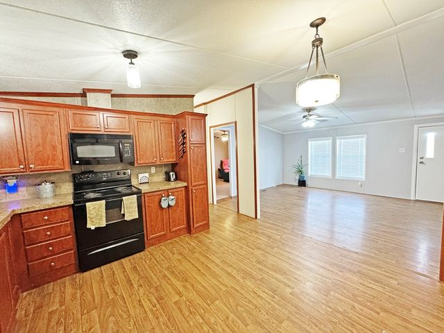 1700 E Ave I, Alpine, TX 79830