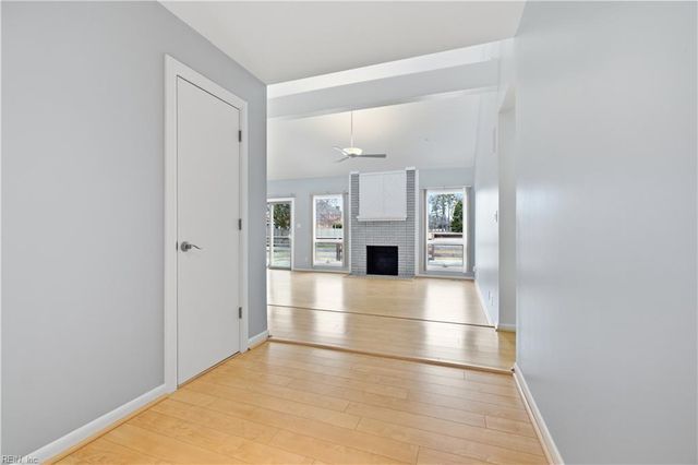 4165 Stonebridge LNDG, Chesapeake, VA 23321