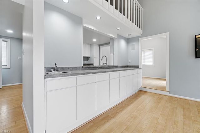 4165 Stonebridge LNDG, Chesapeake, VA 23321