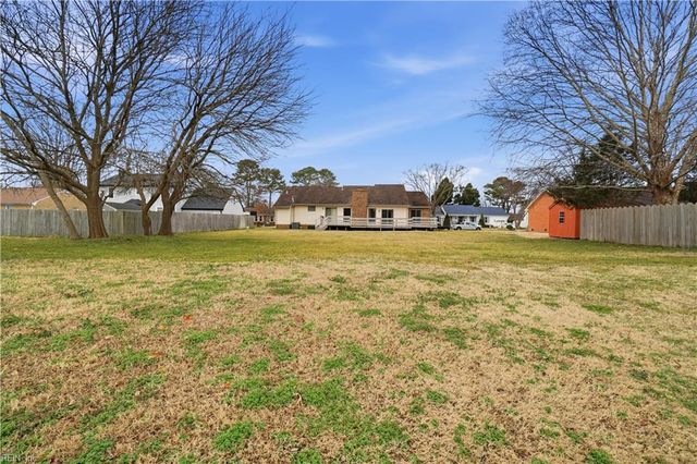 4165 Stonebridge LNDG, Chesapeake, VA 23321