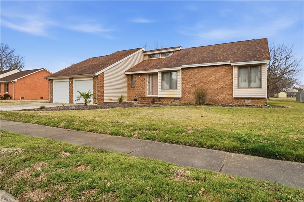 4165 Stonebridge LNDG, Chesapeake, VA 23321