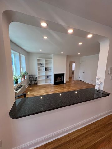 833 Summer Street 3G, Stamford, CT 06901