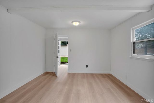 8211 Louise Avenue, Northridge, CA 91325