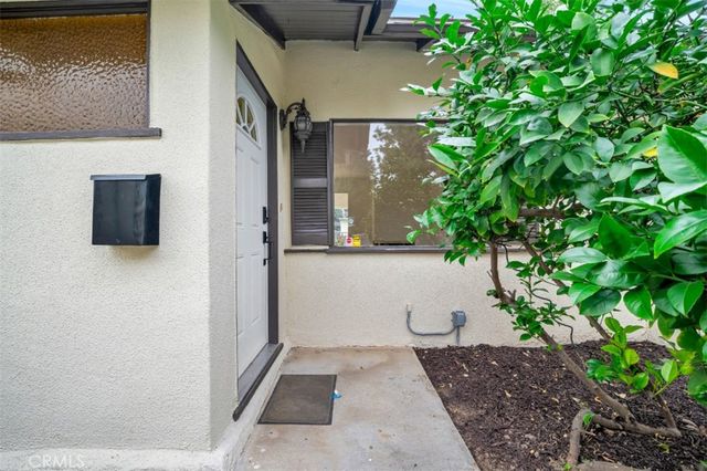 8211 Louise Avenue, Northridge, CA 91325