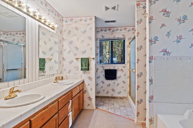 26997 Lookout Mountain Road, Oak Run, CA 96069