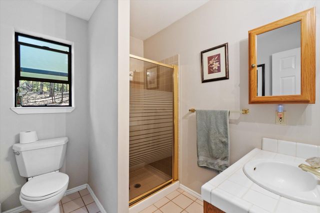 26997 Lookout Mountain Road, Oak Run, CA 96069