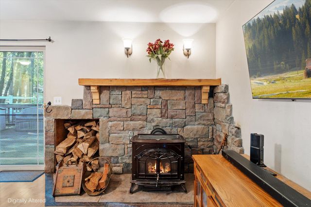 26997 Lookout Mountain Road, Oak Run, CA 96069