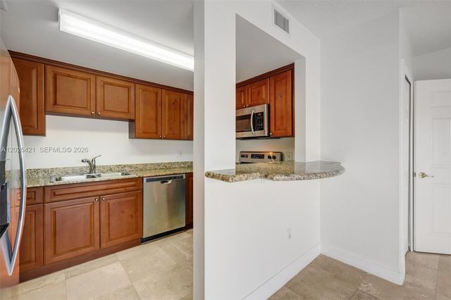 101 Sidonia Avenue 404, Coral Gables, FL 33134