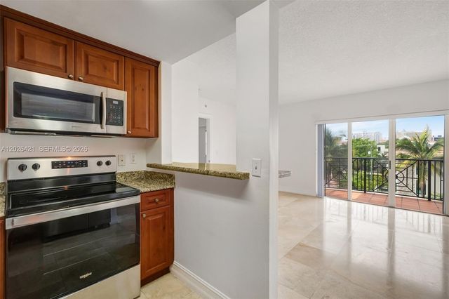 101 Sidonia Avenue 404, Coral Gables, FL 33134