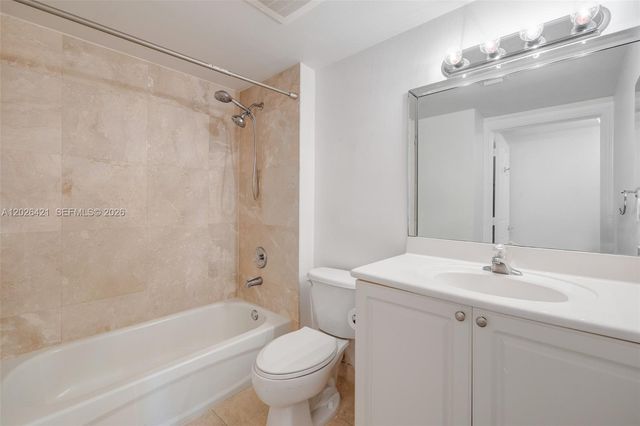 101 Sidonia Avenue 404, Coral Gables, FL 33134