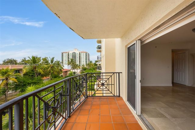 101 Sidonia Avenue 404, Coral Gables, FL 33134