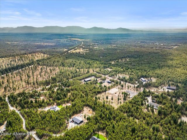 181 Jupiter Way, Spirit Lake, ID 83869