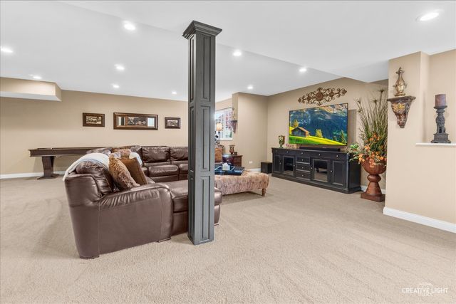 3857 Double Eagle Drive, Elgin, IL 60124