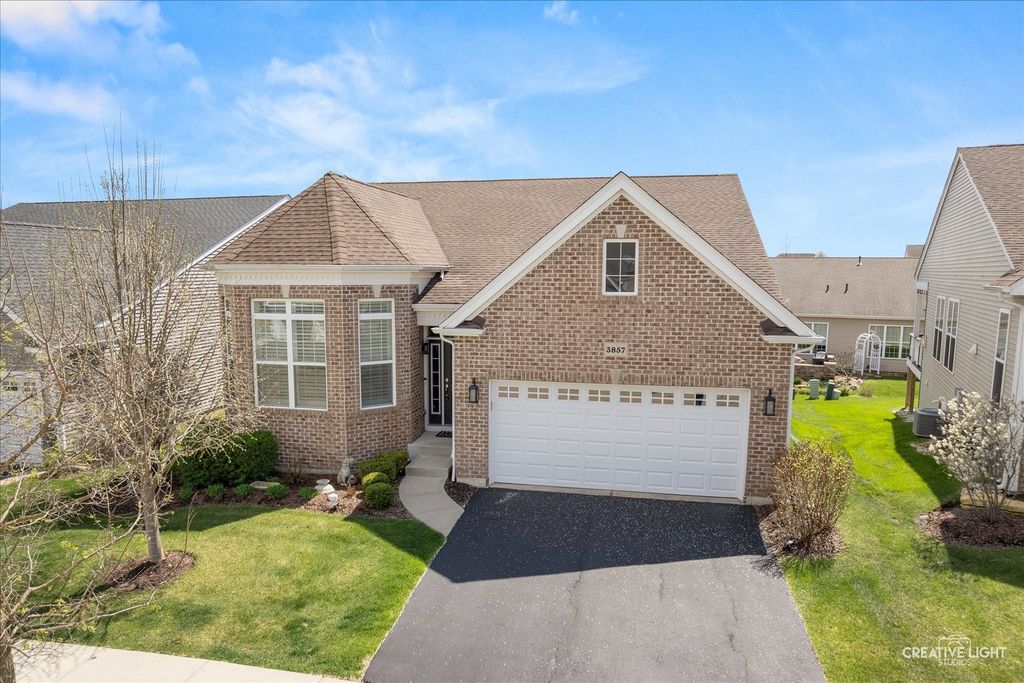 3857 Double Eagle Drive, Elgin, IL 60124