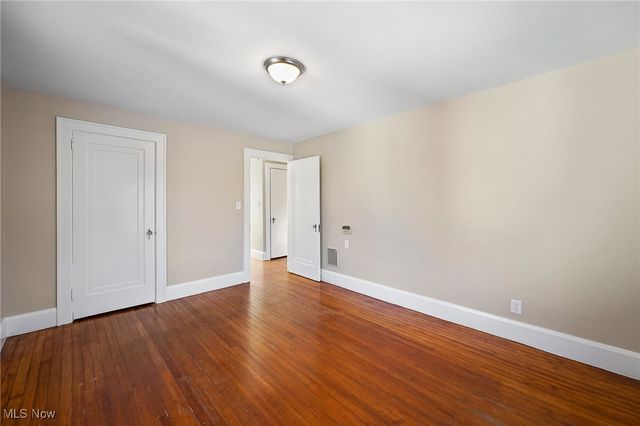 7373 N Lima Road, Poland, OH 44514