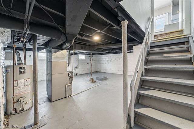 7373 N Lima Road, Poland, OH 44514