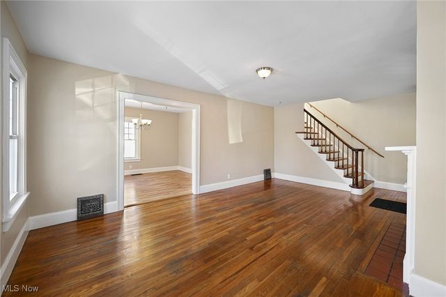 7373 N Lima Road, Poland, OH 44514