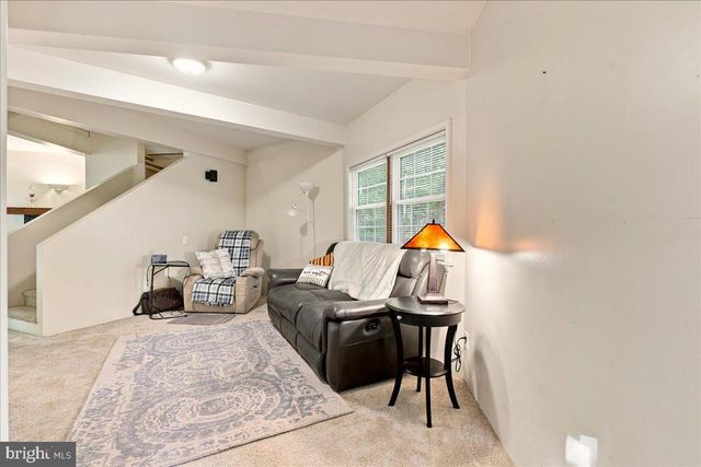 7823 SUPINLICK RIDGE RD, Mount Jackson, VA 22842