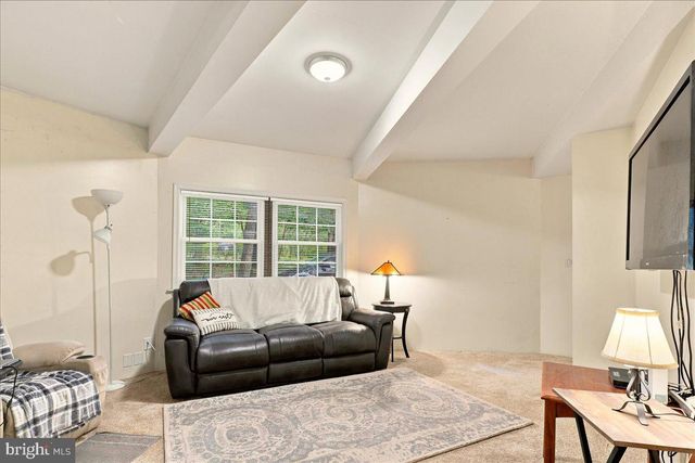 7823 SUPINLICK RIDGE RD, Mount Jackson, VA 22842
