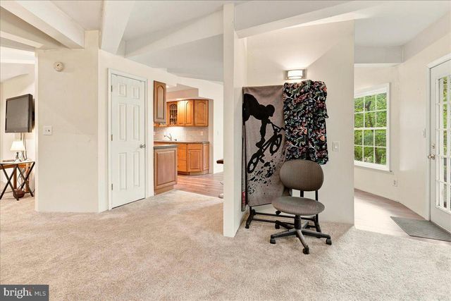 7823 SUPINLICK RIDGE RD, Mount Jackson, VA 22842