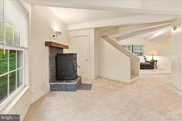 7823 SUPINLICK RIDGE RD, Mount Jackson, VA 22842