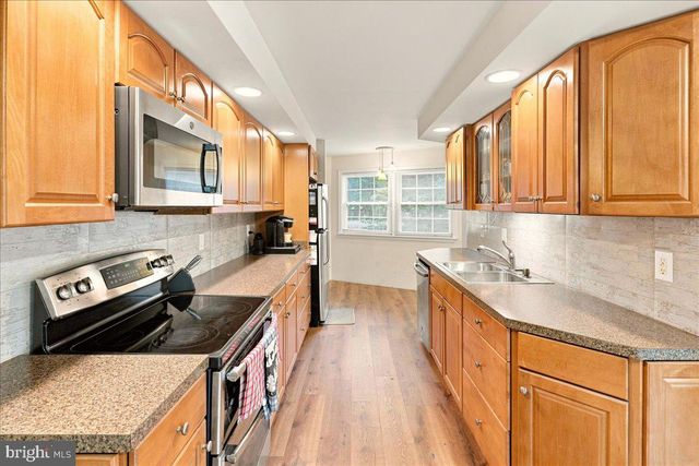 7823 SUPINLICK RIDGE RD, Mount Jackson, VA 22842