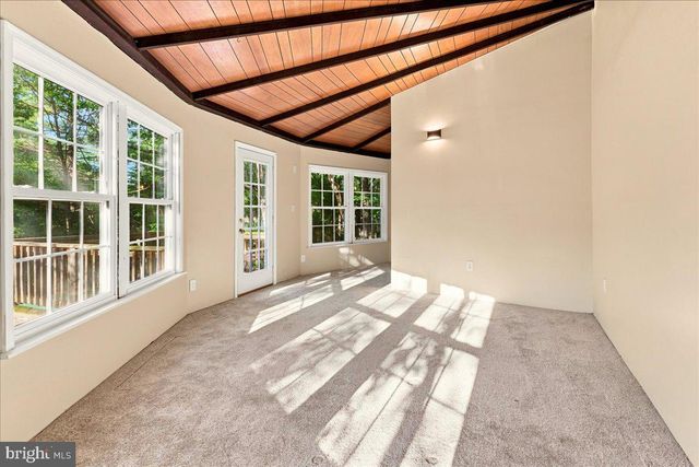 7823 SUPINLICK RIDGE RD, Mount Jackson, VA 22842