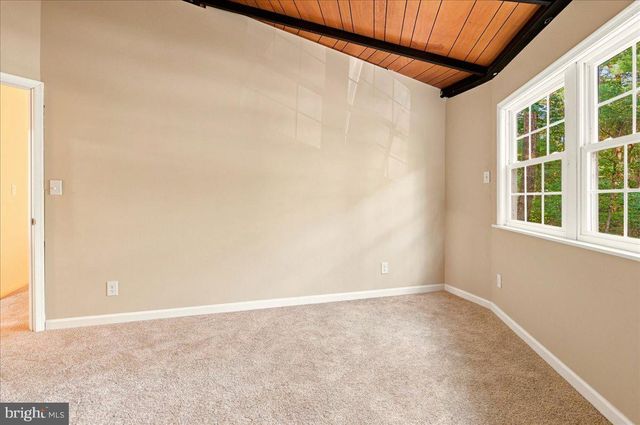 7823 SUPINLICK RIDGE RD, Mount Jackson, VA 22842