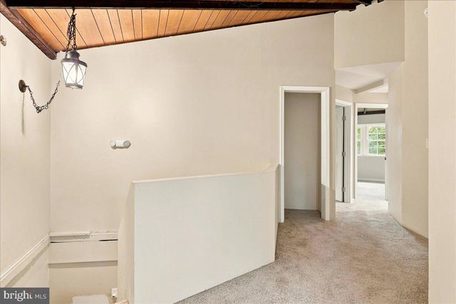 7823 SUPINLICK RIDGE RD, Mount Jackson, VA 22842