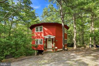7823 SUPINLICK RIDGE RD, Mount Jackson, VA 22842