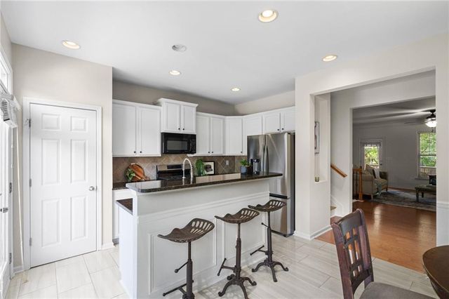 855 Stratum Way SE, Atlanta, GA 30312
