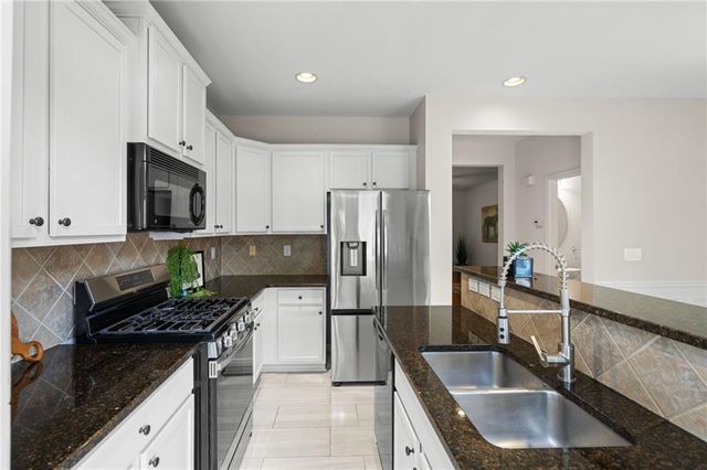 855 Stratum Way SE, Atlanta, GA 30312