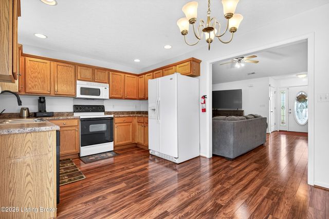 144 Applewood Ln, Elizabethtown, KY 42701
