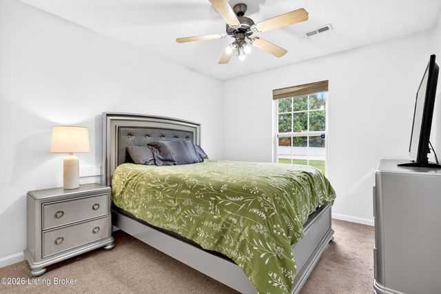 144 Applewood Ln, Elizabethtown, KY 42701