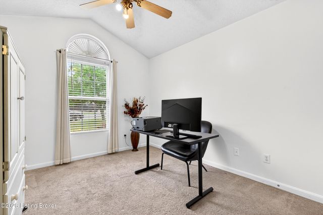 144 Applewood Ln, Elizabethtown, KY 42701
